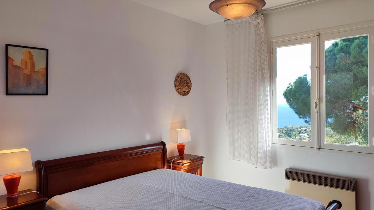 Les Trois Chênes, Piscine Privée&vue