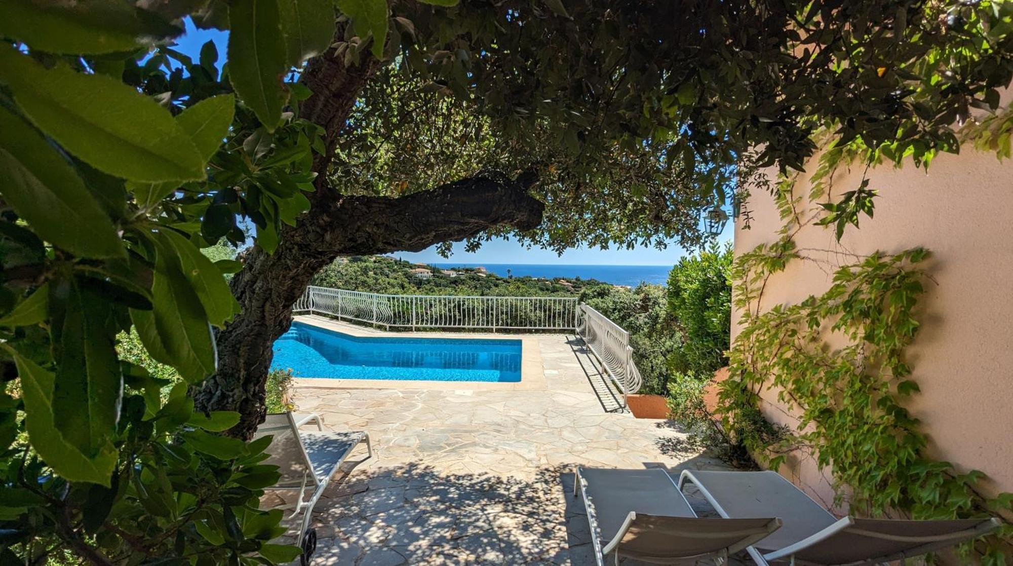 Les Trois Chênes, Piscine Privée&vue Villa